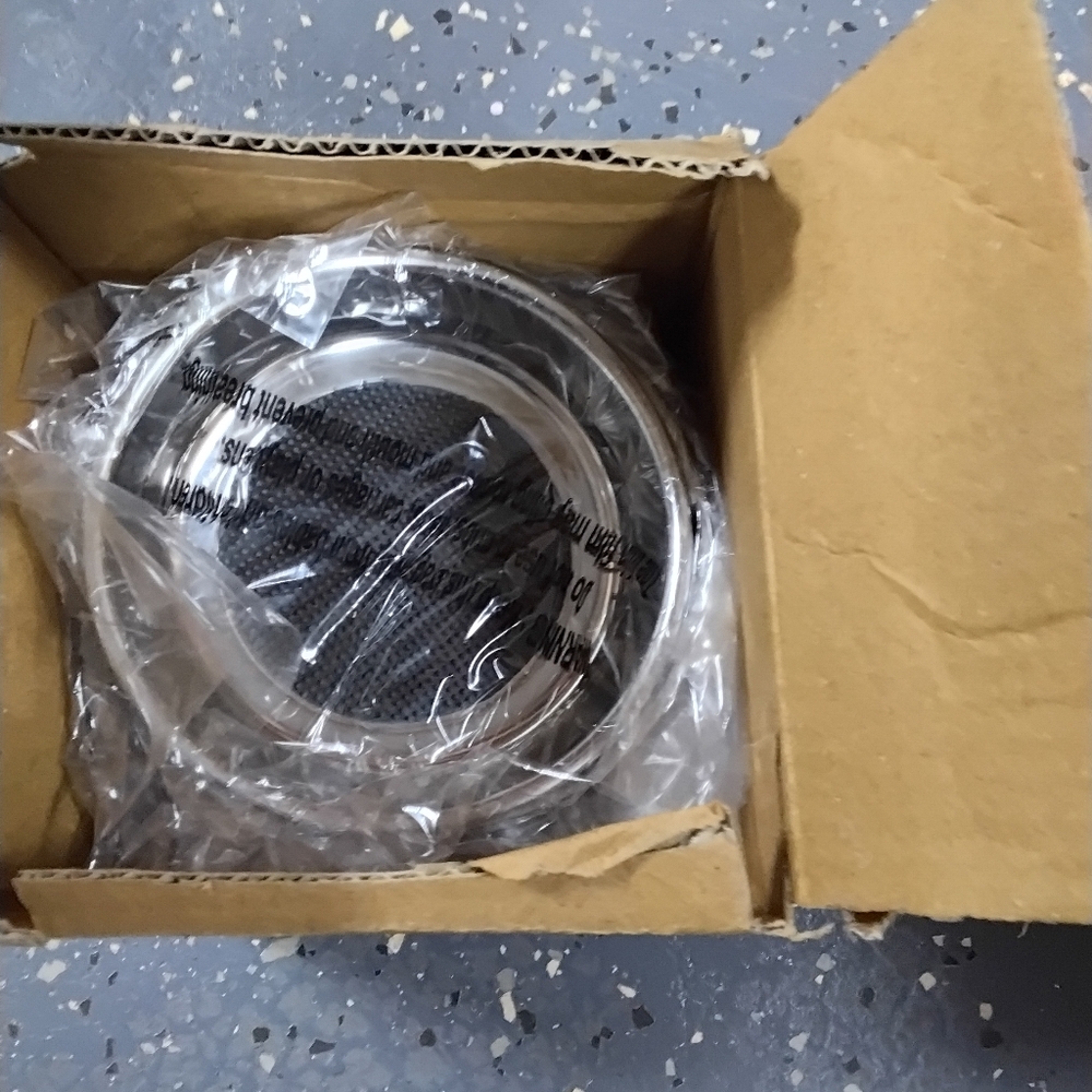 LOT OF 12 PCS NWT WHISKER CITY PET PLATES STAILESS STEEL WITH GRID BOTTOM